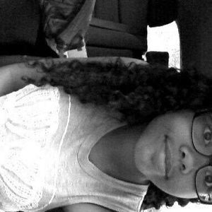 Meet your Posher, Elaina